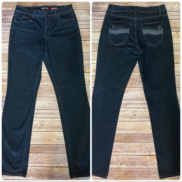 𝐒𝐓𝐘𝐋𝐄&𝐂𝐎 Jeans - Picture 1 of 5